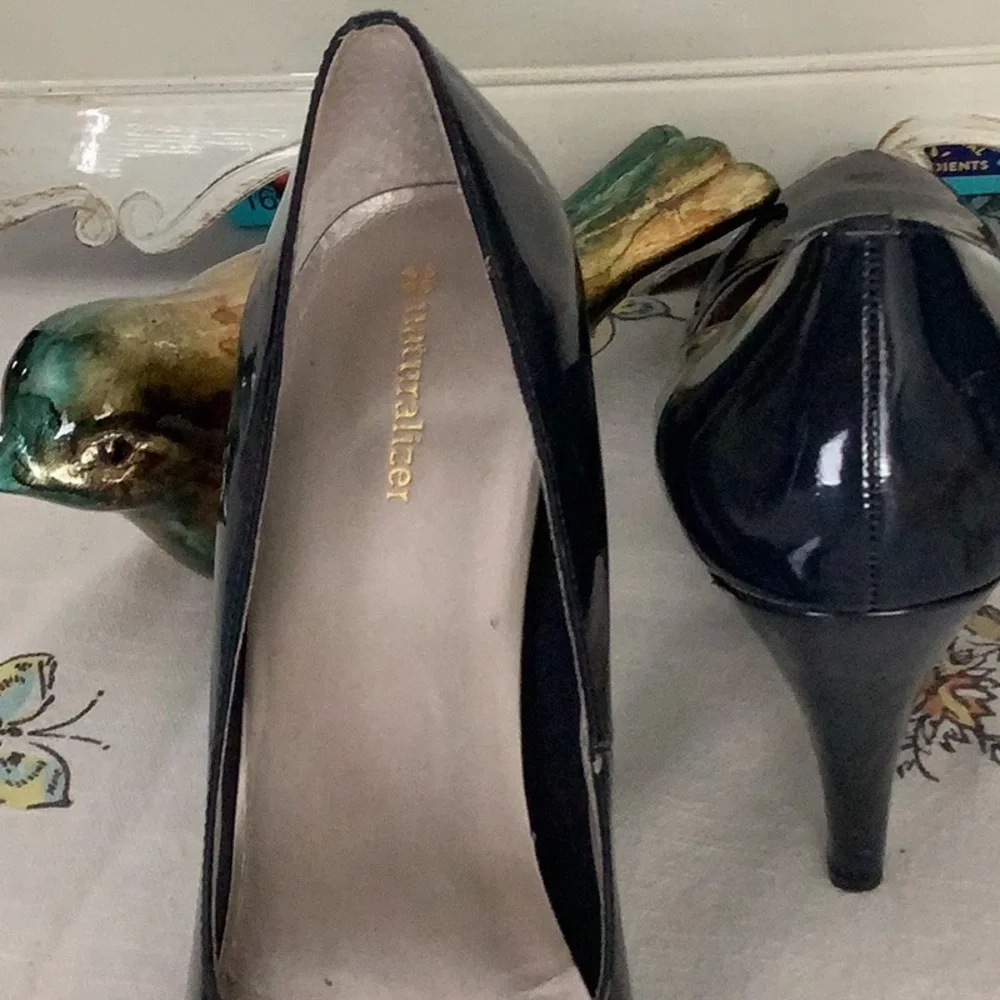 Women pump shoes - Picture 2 of 2